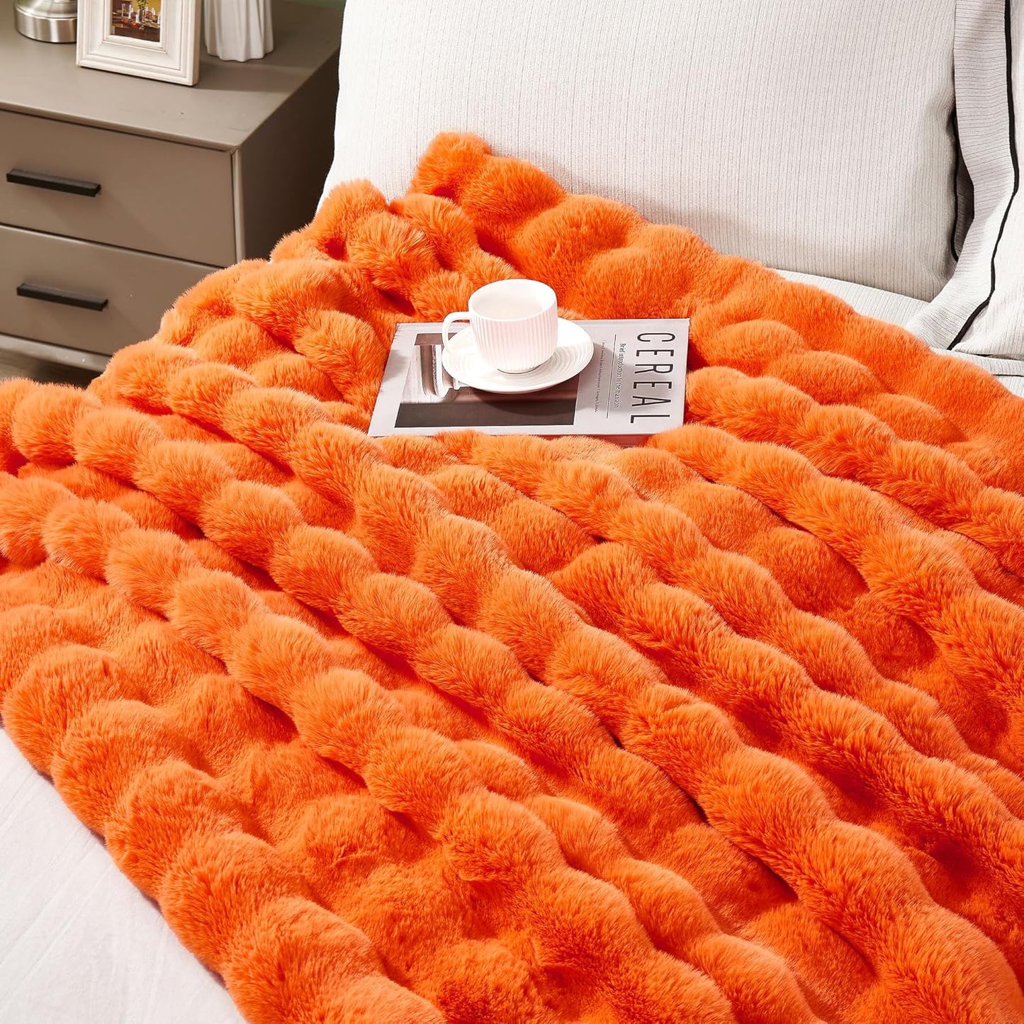DREAMNINE Decorative Fuzzy Soft Fall Bubble Faux Fur Throw Blanket for Couch 50" x 60",Luxury