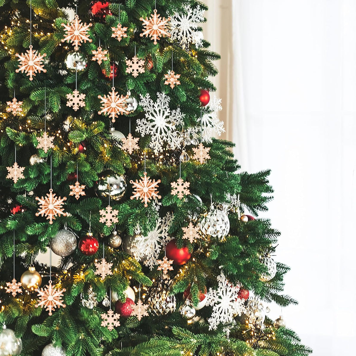 Dilunave 40 Pieces Christmas Snowflake Ornaments Acrylic Christmas Tree Decorations Crystal