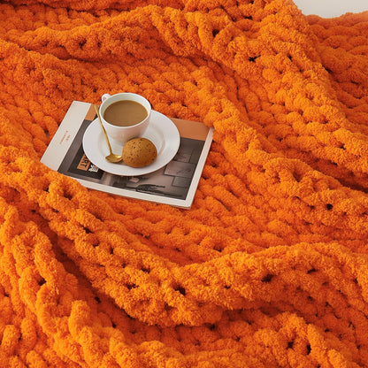 L'AGRATY Chunky Knit Blanket Throw: 72''x84'' Chenille Chunky Knitted Throw Blanket for Bed Couch
