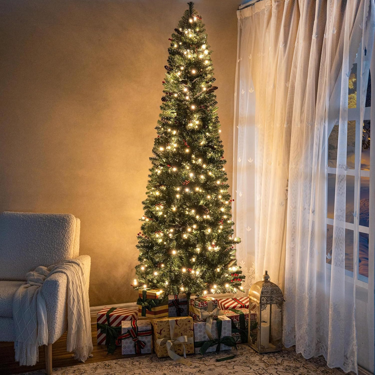 Naomi Home Belen 6.5ft Pencil Christmas Tree Prelit pre-Decorated with Pine Cones, Red Berries, 754
