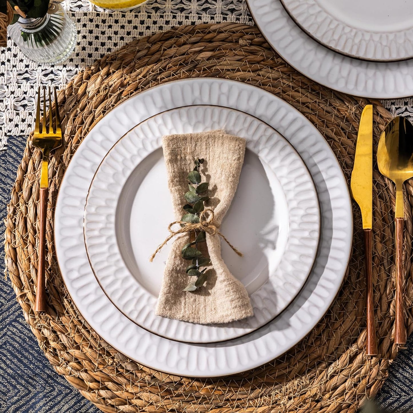 GBHOME Ceramic Dinnerware Sets,12 pcs Embossed Elegant Stoneware Plates and Bowls Sets