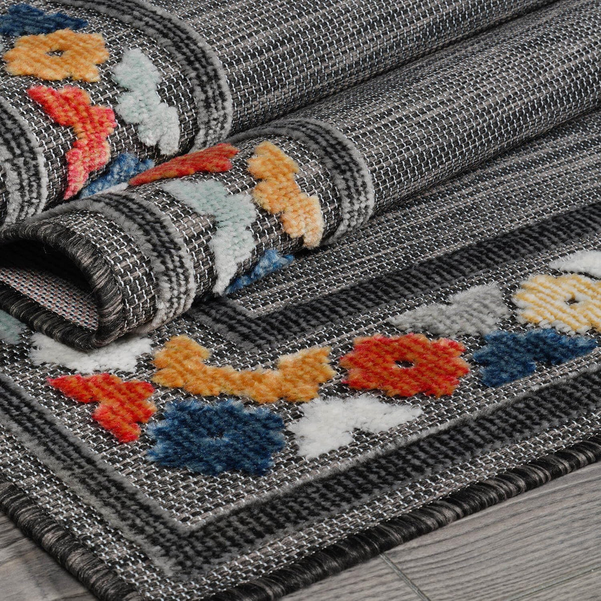 Beverly Rug Outdoor Runner Rug 2x7 Modern Floral Bordered Area Rugs for Indoor and Outdoor Patio