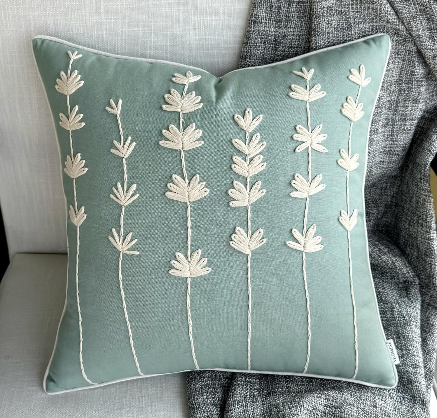 VAGMINE Hand Embroidered Daisy Accent Throw Pillow Cover - 18x18 Inches Square - 100% Cotton Light