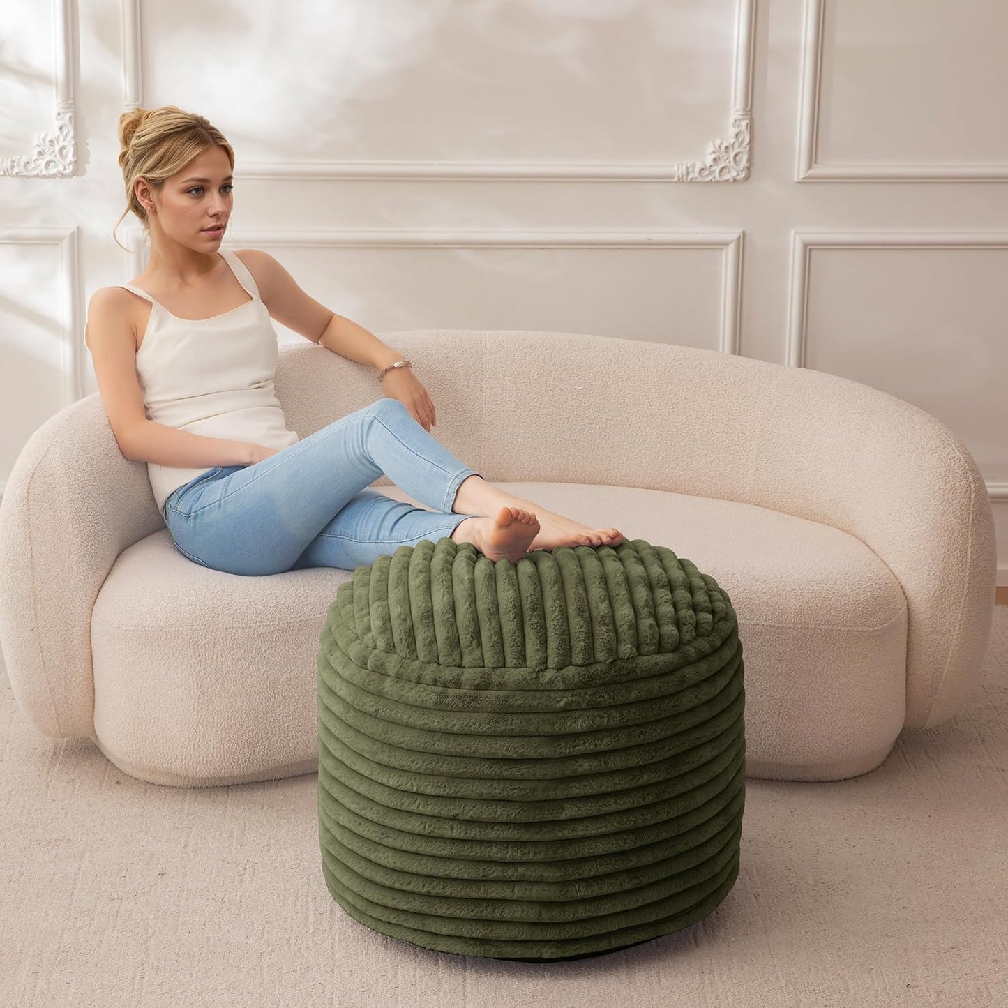 HIGOGOGO Round Stuffed Pouf Ottoman, Stripe Faux Fur Poufs with Foam Chunk Filling, Furry and