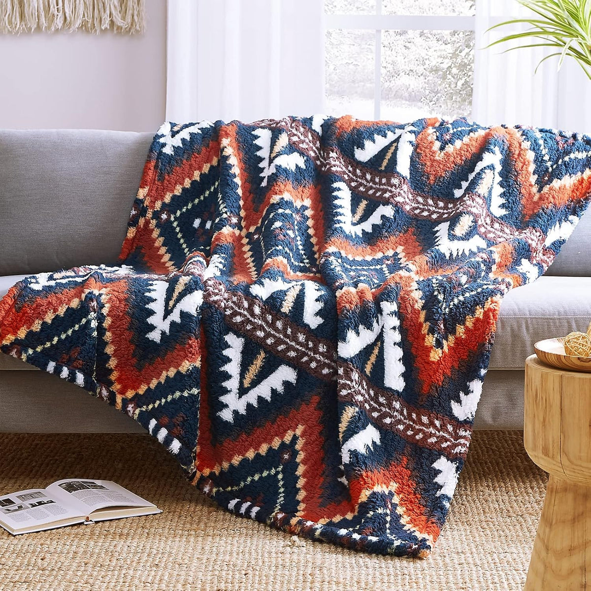 CASAAGUSTO Boho Sherpa Throw Blanket, Aztec Throw, Ultra Soft, Warm, Cozy, Plush, Thick Fleece