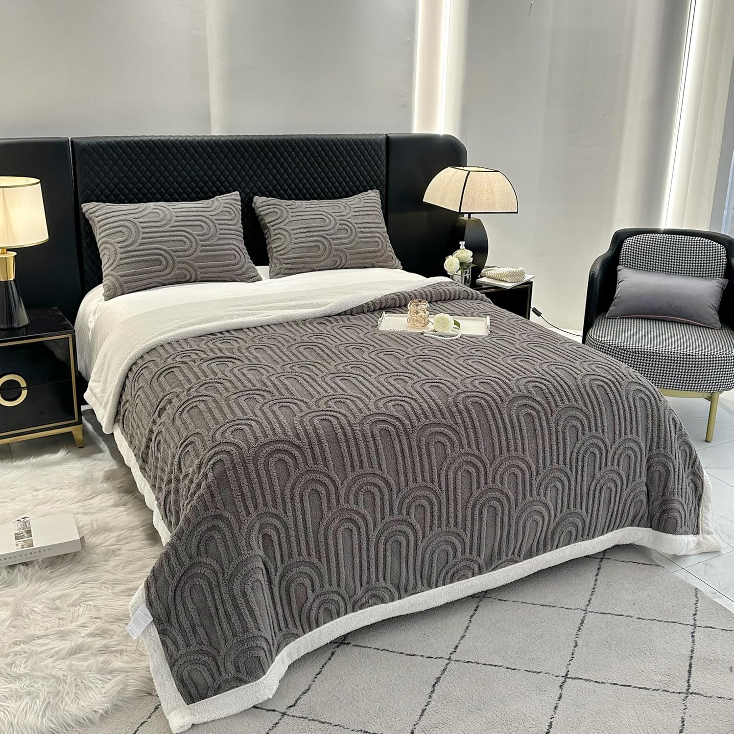 UKELER Fleece Bed Blanket 80 × 90 inch, Ultra Soft Queen Size Throw Blanket for All Season, Cozy