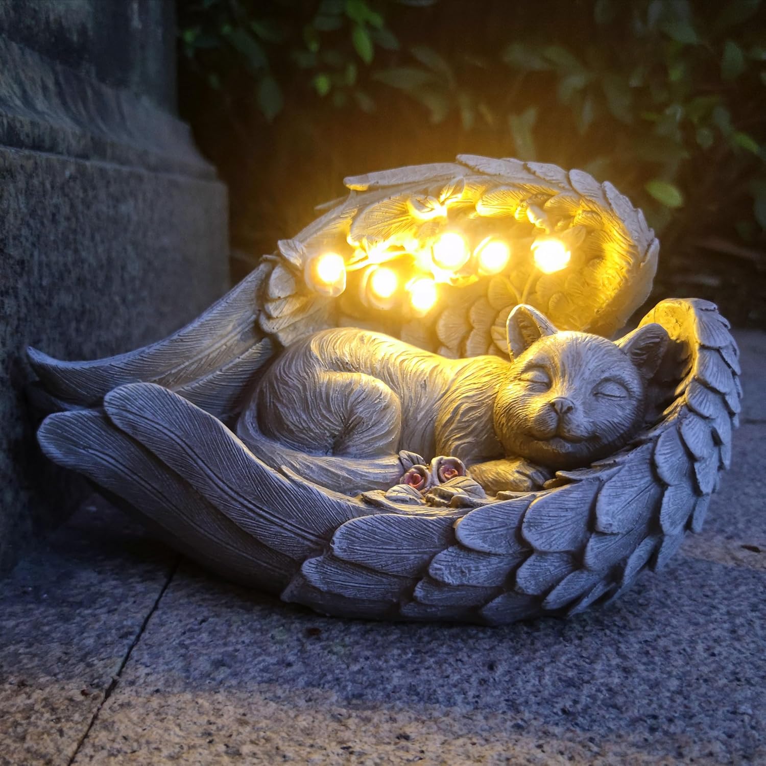 Solar Cat Garden Statues Outdoor Décor-Cat Figurines Solar LED Light Lawn Ornaments - Yard