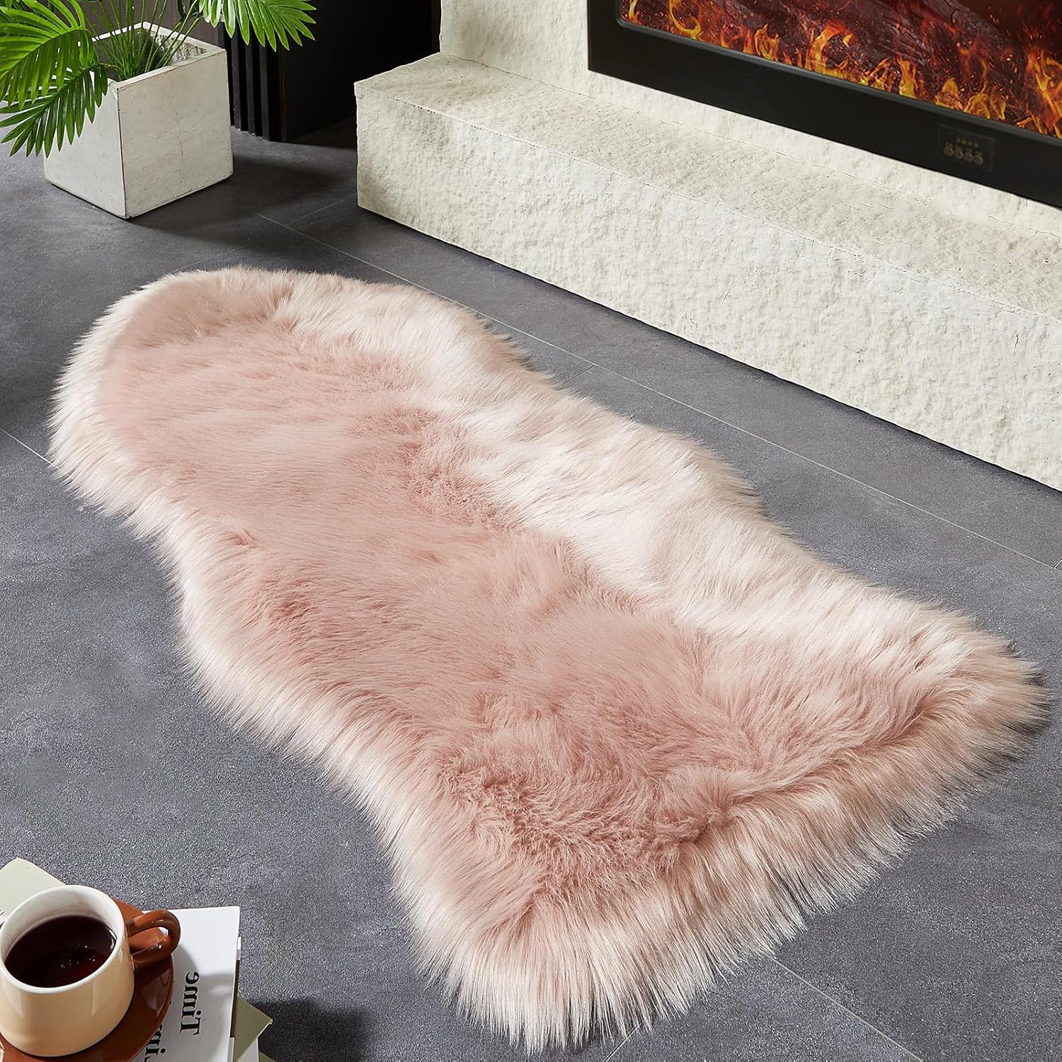 AMTOVO Faux Fur Rug, Pink Area Rug, Fluffy Sheepskin Rug, Fuzzy Ultra Soft 2 x 4 ft Shag Rugs for