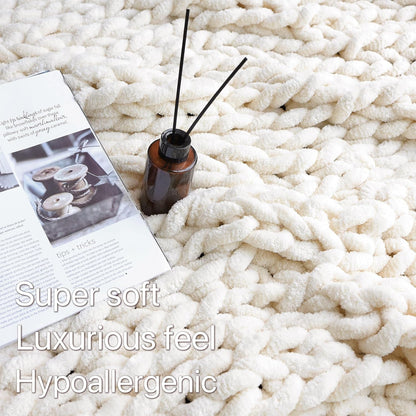 Maetoow Chenille Chunky Knit Blanket Throw （60×80 Inch）, Handmade Warm & Cozy Blanket Couch, Bed