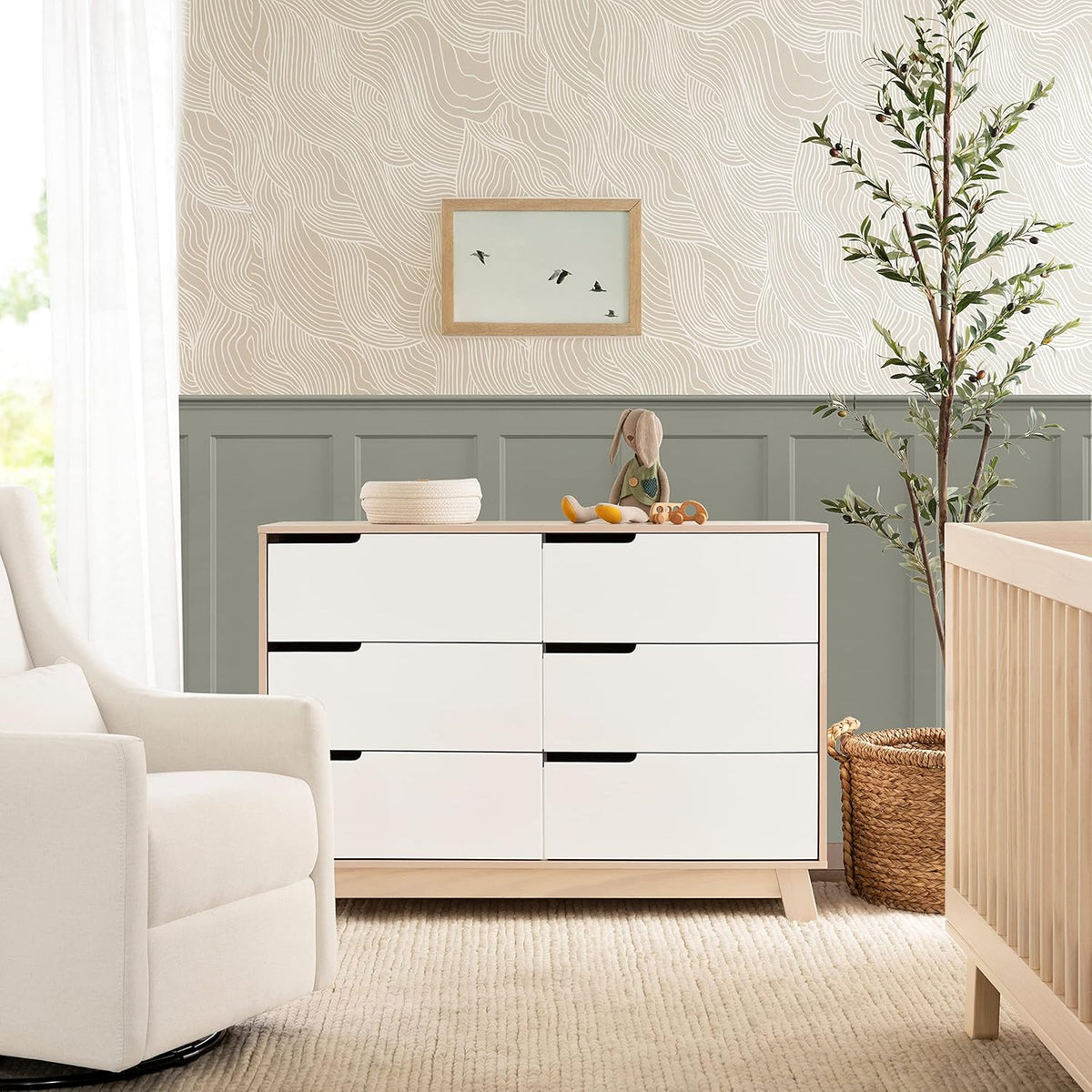 Babyletto Hudson 6-Drawer Assembled Double Dresser in Washed Natural and White, Greenguard Gold