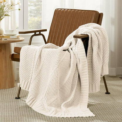 Amélie Home Chenille Knit Throw Blanket for Couch, Chevron Texture Decorative Soft Blanket for