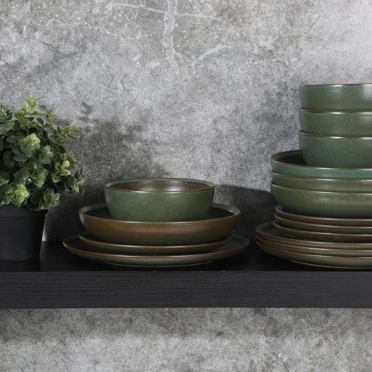 Gibson Elite Beckett Stoneware Matte Reactive Glaze 16 Piece (Service for 4) Plates and Bowls