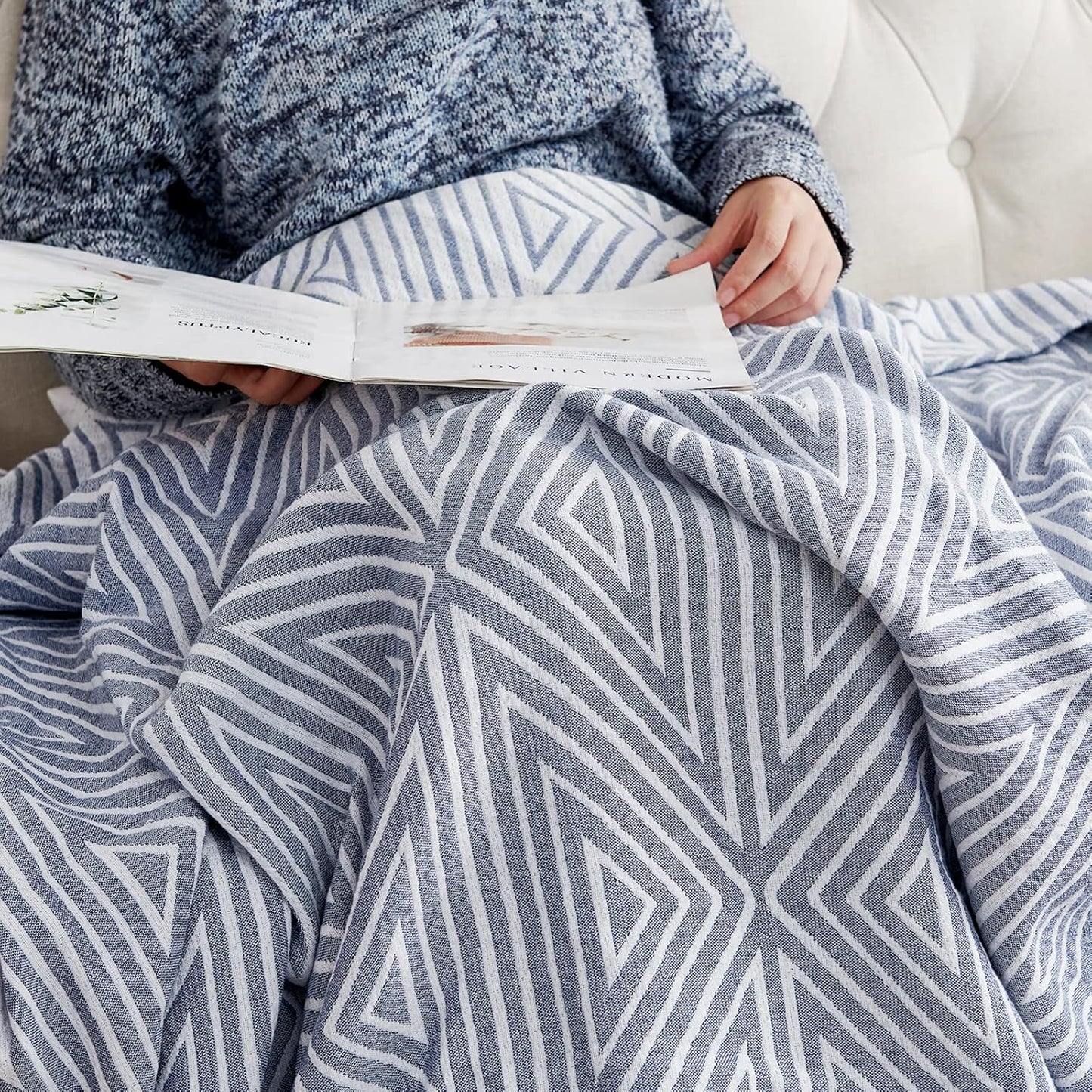 jinchan Boho 100% Cotton Blanket Muslin 50x60 Inches Lightweight 3-Layer Geometric Triangle Striped