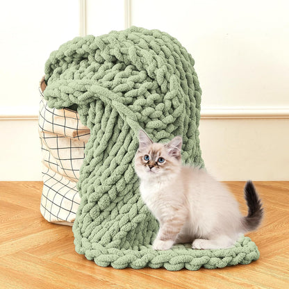 Admitrack Chunky Knit Blanket Throw, 100% Hand Knit Chenille Throw Blanket for Sofa & Home Decor
