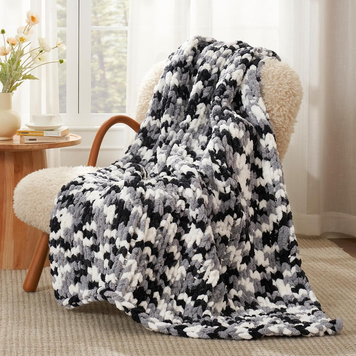 Amélie Home Chunky Knit Throw Blanket for Couch, Soft Chenille Crochet Blanket for Sofa, 50"x60"