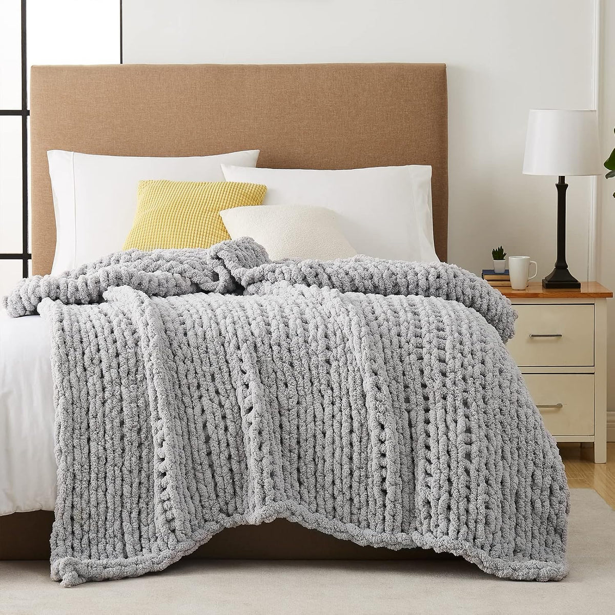 L'AGRATY Chunky Knit Blanket Throw: 80''x90'' Chenille Chunky Knitted Throw Blanket for Bed Couch