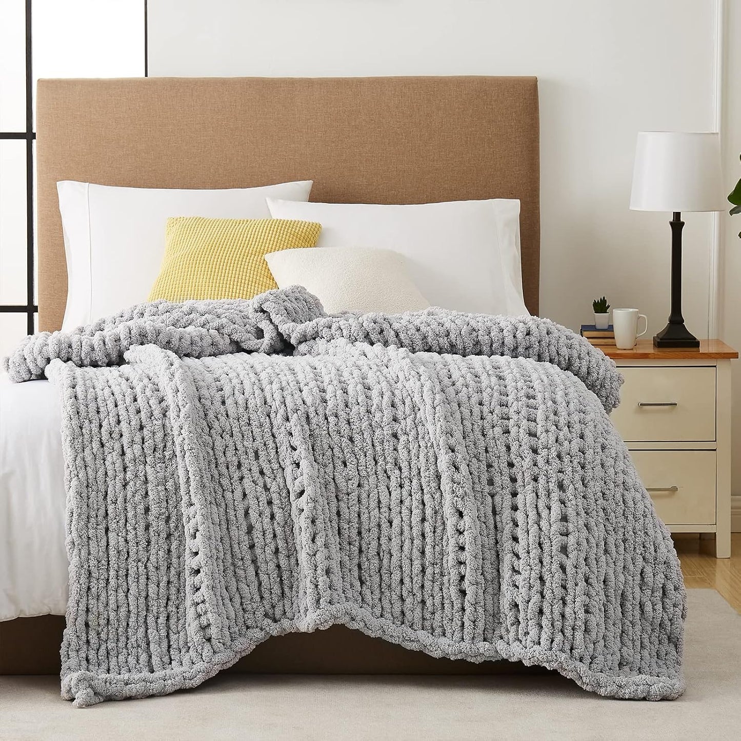 L'AGRATY Chunky Knit Blanket Throw: 72''x84'' Chenille Chunky Knitted Throw Blanket for Bed Couch