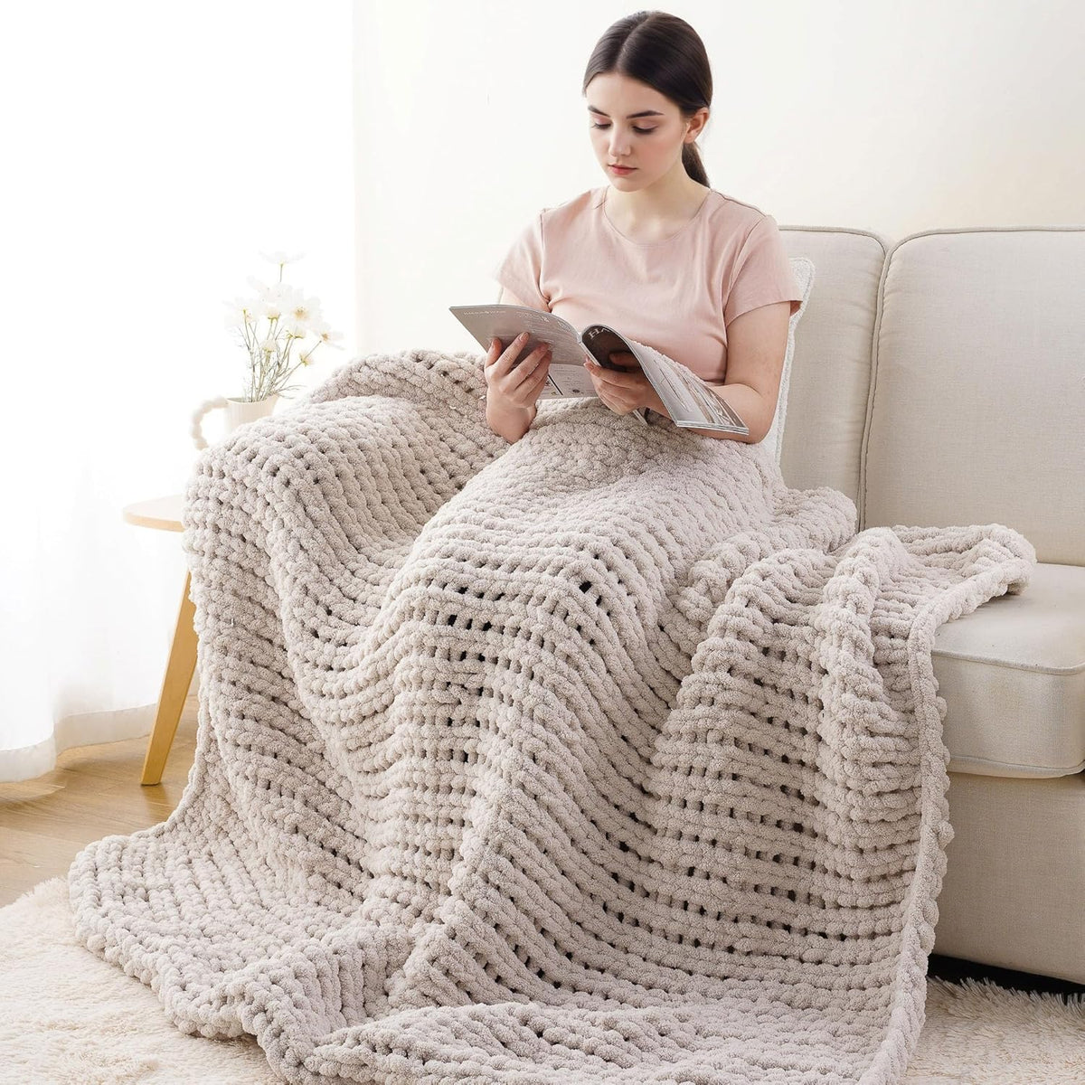 Battilo Chunky Knit Throw Blanket, Soft and Thick Chenille Throw Blanket, 50"x60" Handmade Cable