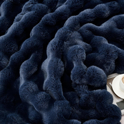 DREAMNINE Super Soft Thick Bubble Faux Rabbit Fur Throw Blanket for Couch 50" x 60", Reversible