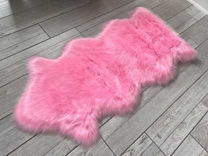 LAMBZY Faux Sheepskin Super Soft Hypoallergenic Free Shape Silky Shag Rug, Luxury Shaggy Plush