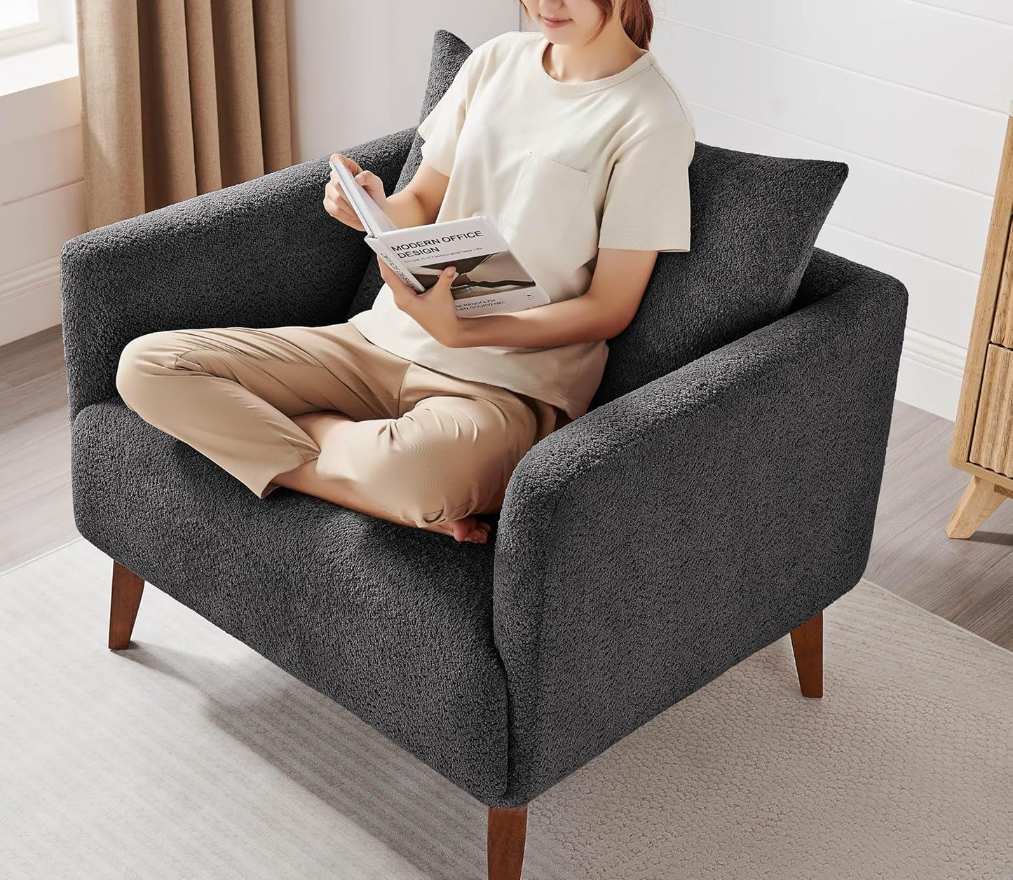 Oversized Accent Chair Modern Boucle Armchair for Living Room- 37" Wide Accent Chair with Solid
