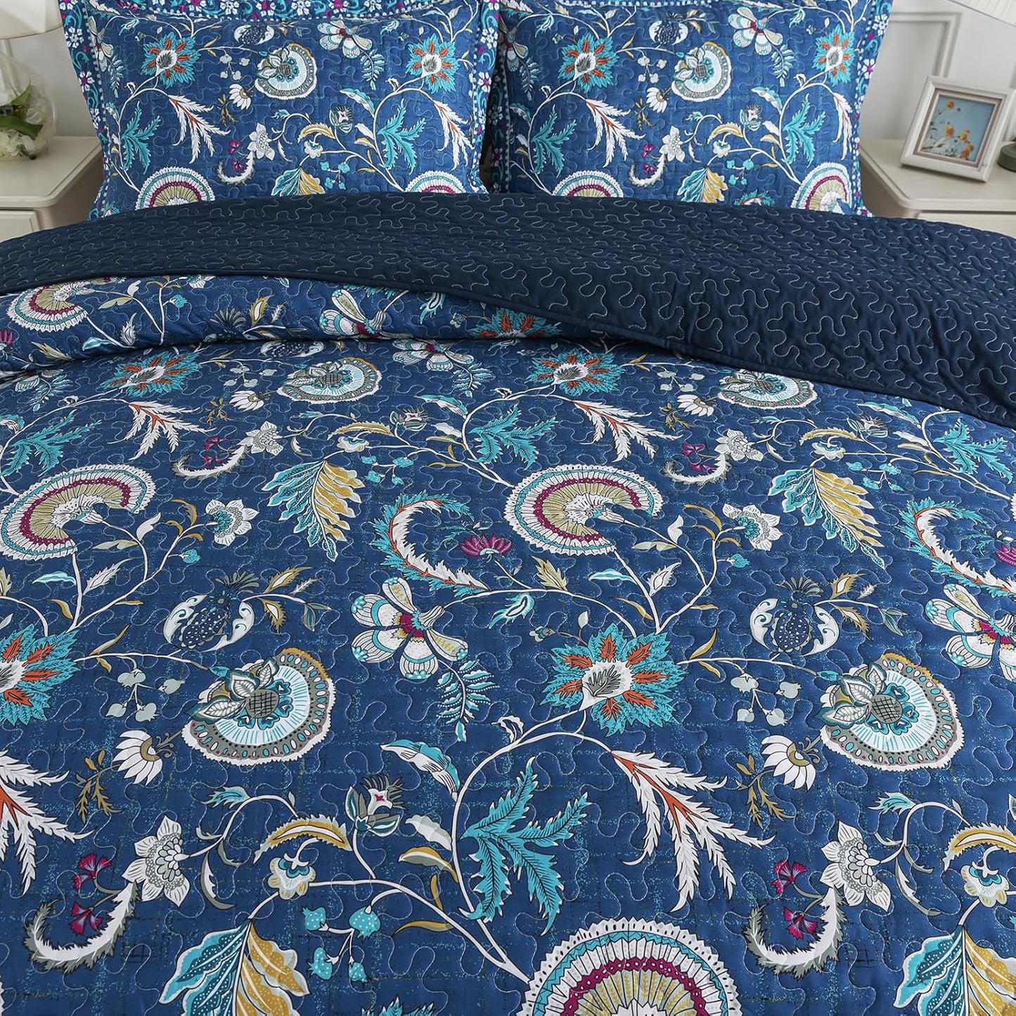 NEWLAKE Quilt Set Queen Size, Bedspread Sets Blue Botanical Floral Patterns, Reversible Quilt