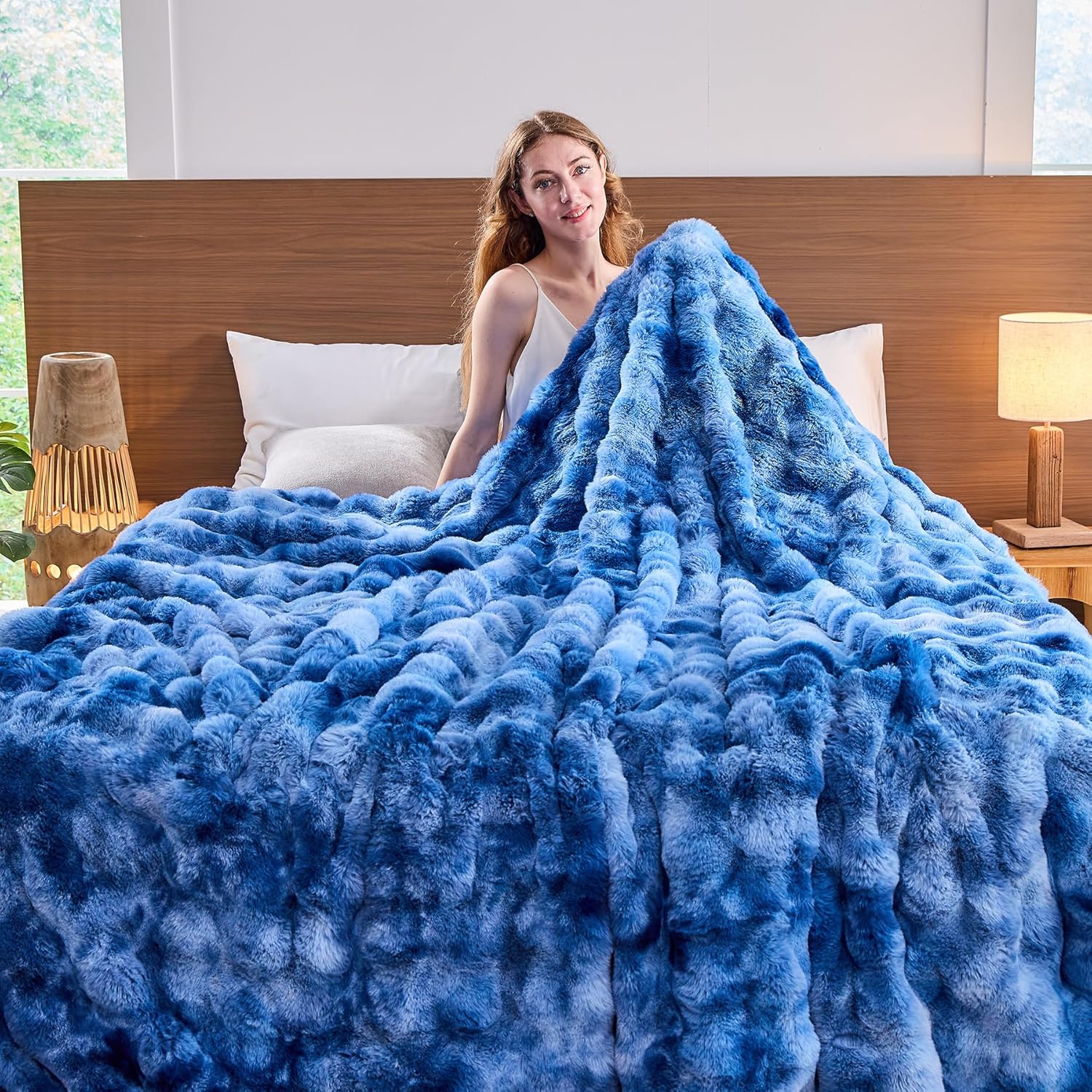 Lotus Karen Faux Fur Throw Blanket Tie-Dye Blue-Big Bubble Rabbit Fluff Blanket for Couch,Small