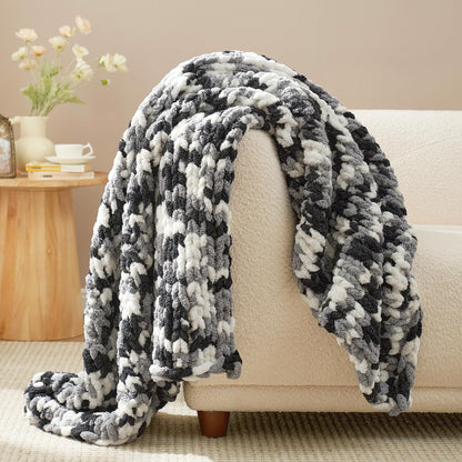 Amélie Home Chunky Knit Throw Blanket for Couch, Soft Chenille Crochet Blanket for Sofa, 50"x60"