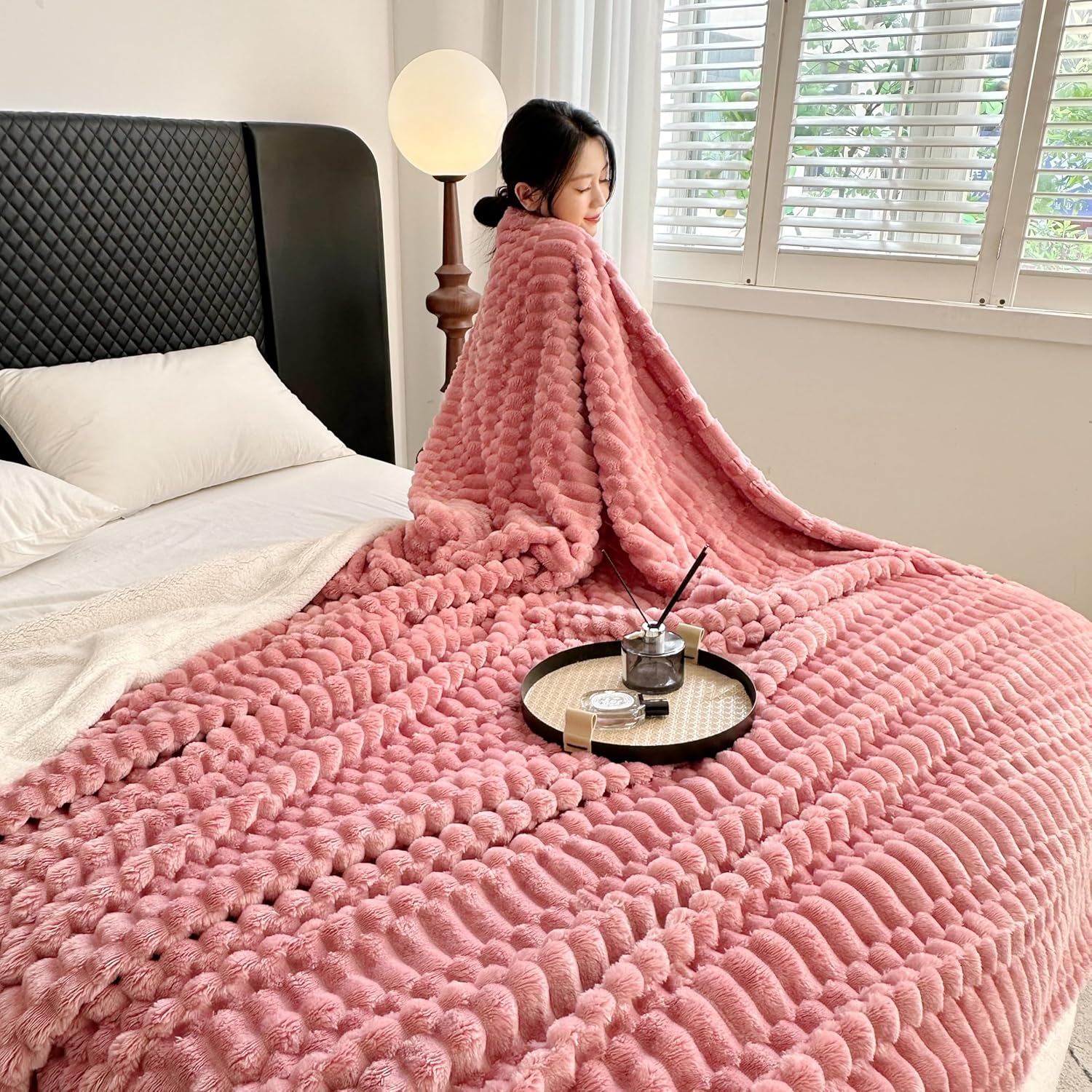 UKELER Pink Sherpa Throw Blanket 60 × 80 inch, 470 GSM Striped Sherpa Fleece Blankets for All