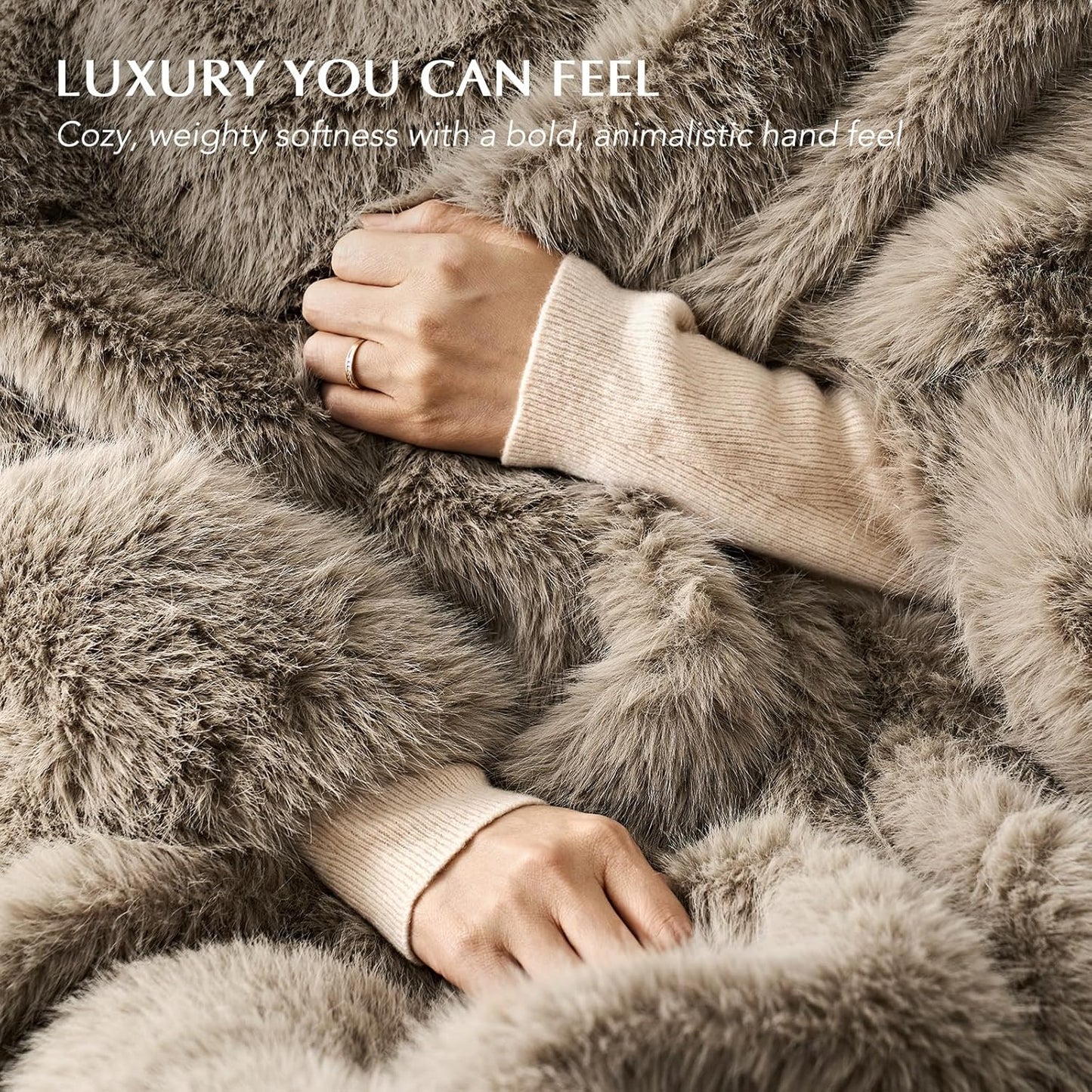 Luxury Faux Fur Throw Blanket, Soft Fluffy Faux Mink Blankets for Bed, Couch, Sofa, Thick Cozy