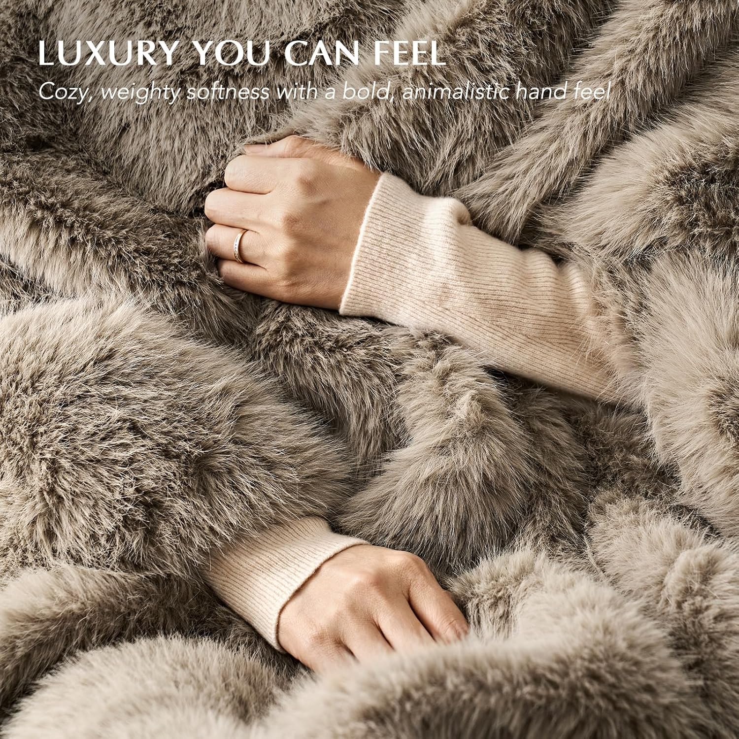 Luxury Faux Fur Throw Blanket, Soft Fluffy Faux Mink Blankets for Bed, Couch, Sofa, Thick Cozy