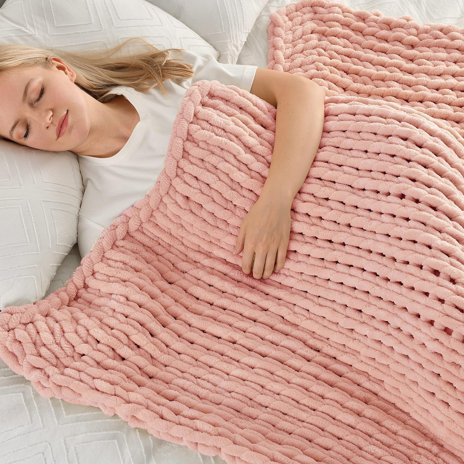 Maetoow Tighter Version Chenille Chunky Knit Blanket Throw 50×60 Inch, Handmade Warm & Cozy Blanket