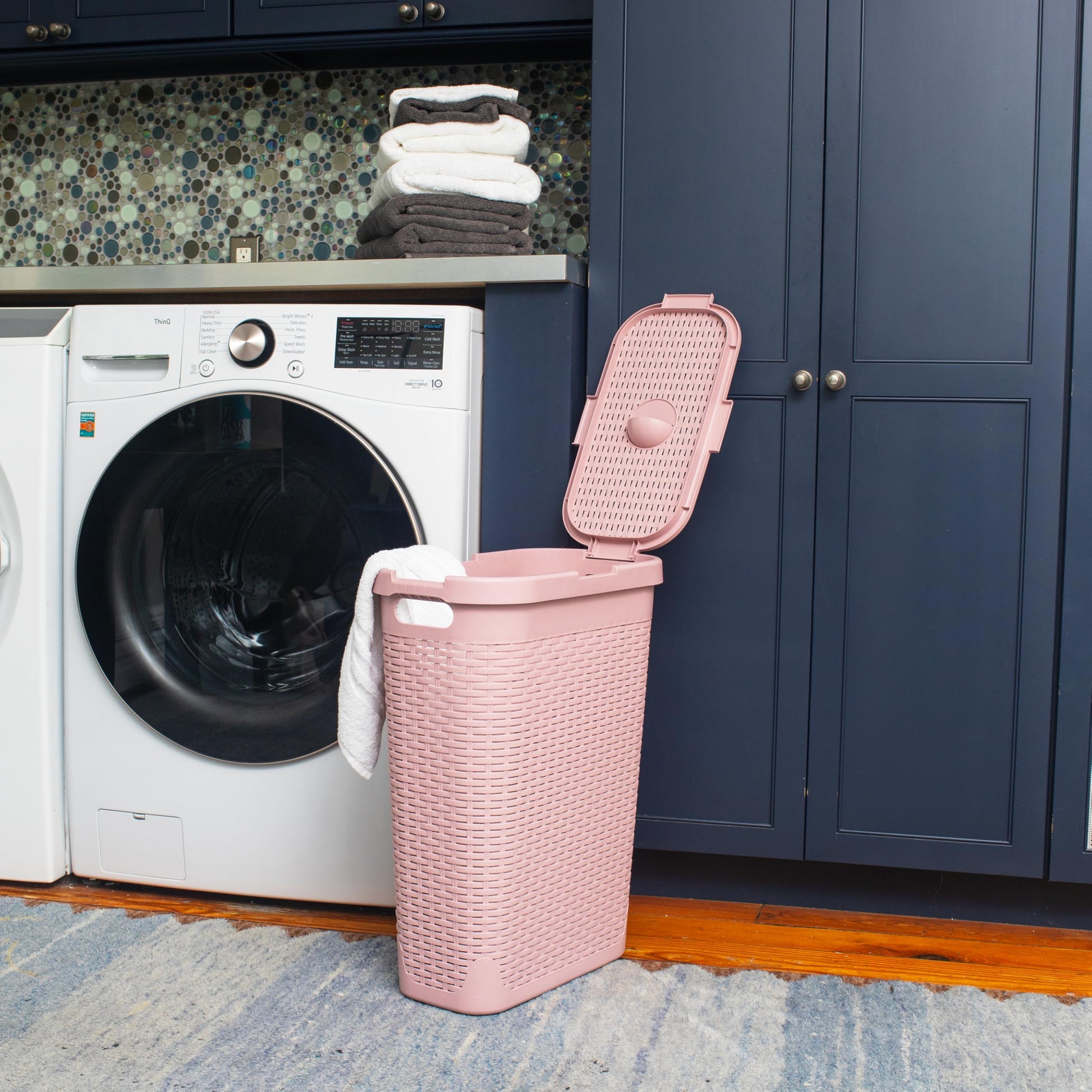 Mind Reader Slim Laundry Hamper with Lid, 40L Clothes Basket, Narrow Tapered Design with Ventilated