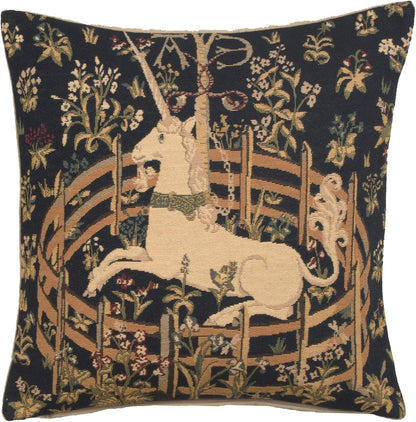 Charlotte Home Furnishings Decorative Pillow Covers for Couch 18X18 in Unicorn Throw Pillow Covers