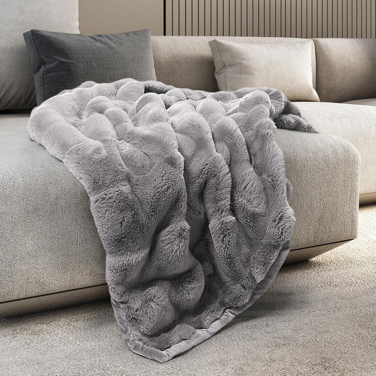 Mon Chateau 60" x 70" Faux Fur Throw Blanket - Reversible Soft Blanket for Queen-Size Bed, Couch