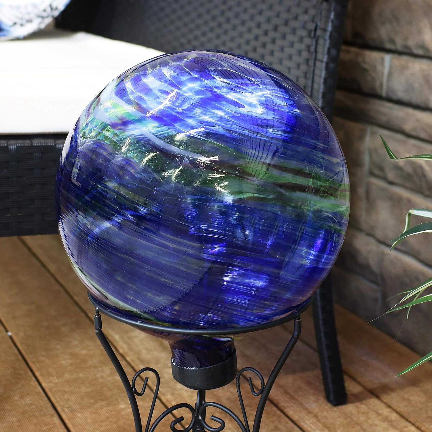 Sunnydaze 10-Inch Gazing Ball for Garden - Glass Gazing Globe for Outside - Garden Orb Yard Decor