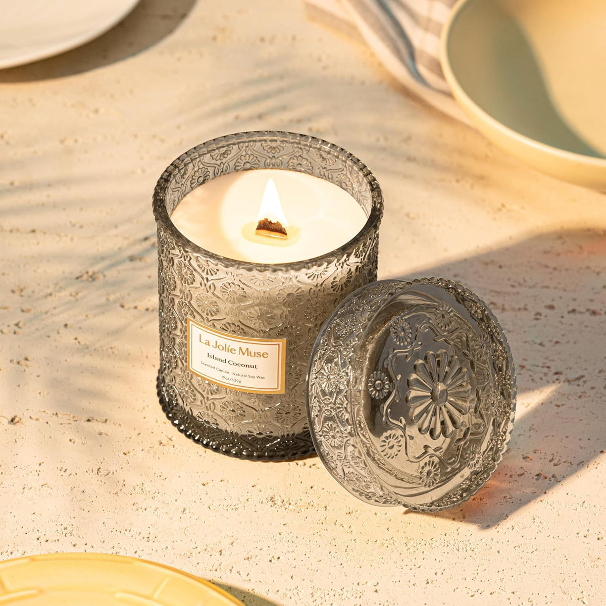 LA JOLIE MUSE Vanilla Coconut Candle – Coconut, Freesia & Vanilla | 19 oz Large Wooden Wick Candle