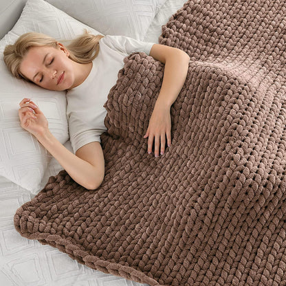 Maetoow Tighter Version Chenille Chunky Knit Blanket Throw （60×80 Inch）, Handmade Warm & Cozy