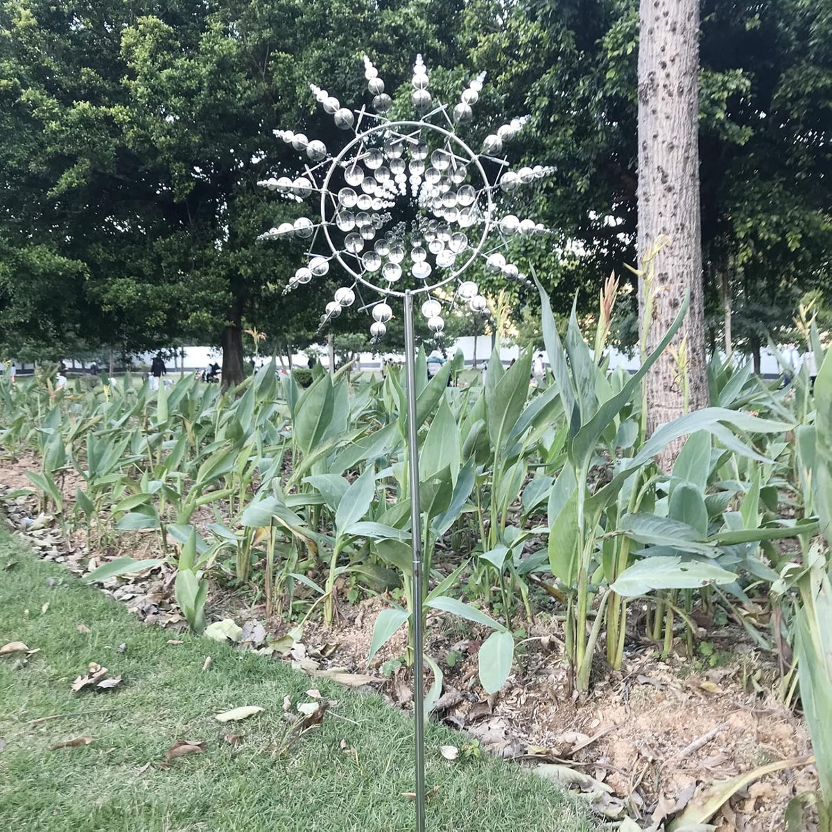 Unique and Magical Metal Windmill, 3D Wind Powered Kinetic Sculpture, Metal Wind Spinner Solar