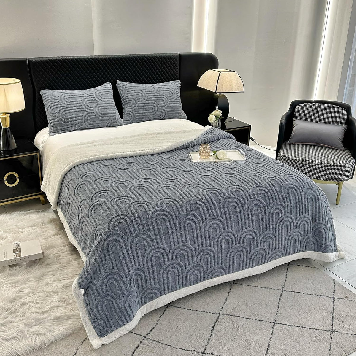 UKELER Sherpa Bed Blanket 80 × 90 inch, Ultra Soft Queen Size Throw Blanket for All Season, Cozy