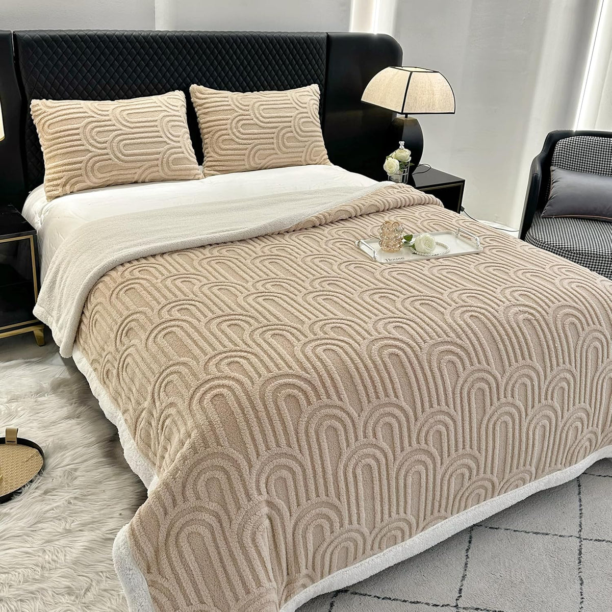 UKELER Sherpa Fleece Blanket 60 × 80 inch, Ultra Soft Twin Size Throw Blanket for All Season, Cozy