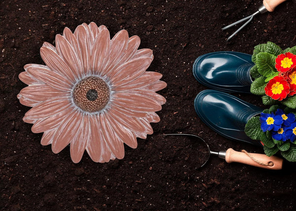 NAT & Jules Gerbera Daisy Flower Shaped Dimensional Indoor Outdoor 12 inch Cast Resin Decorative