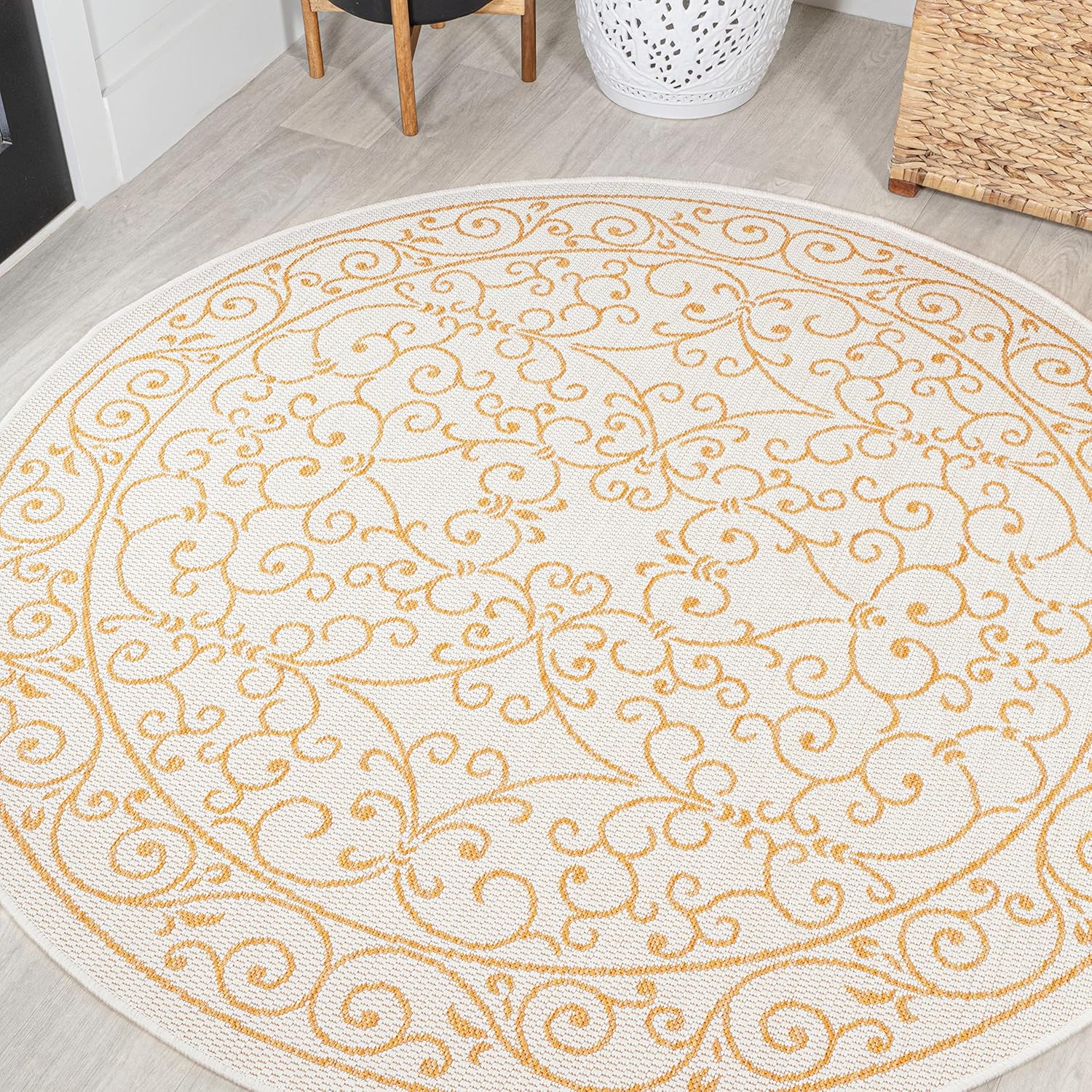 JONATHAN Y Vintage Filigree Indoor Outdoor Round Area Rug 5 Ft Cream/Yellow, Charleston Textured