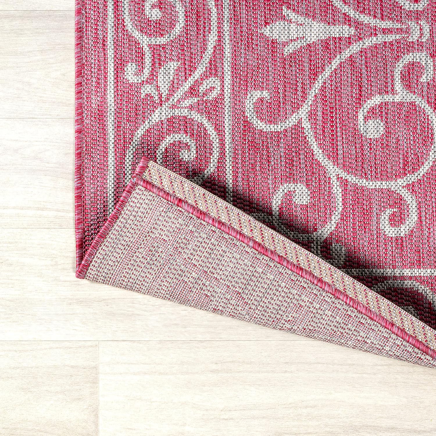 JONATHAN Y Vintage Filigree Indoor Outdoor Area Rug 4X6 Fuchsia/Light Gray, Charleston Textured