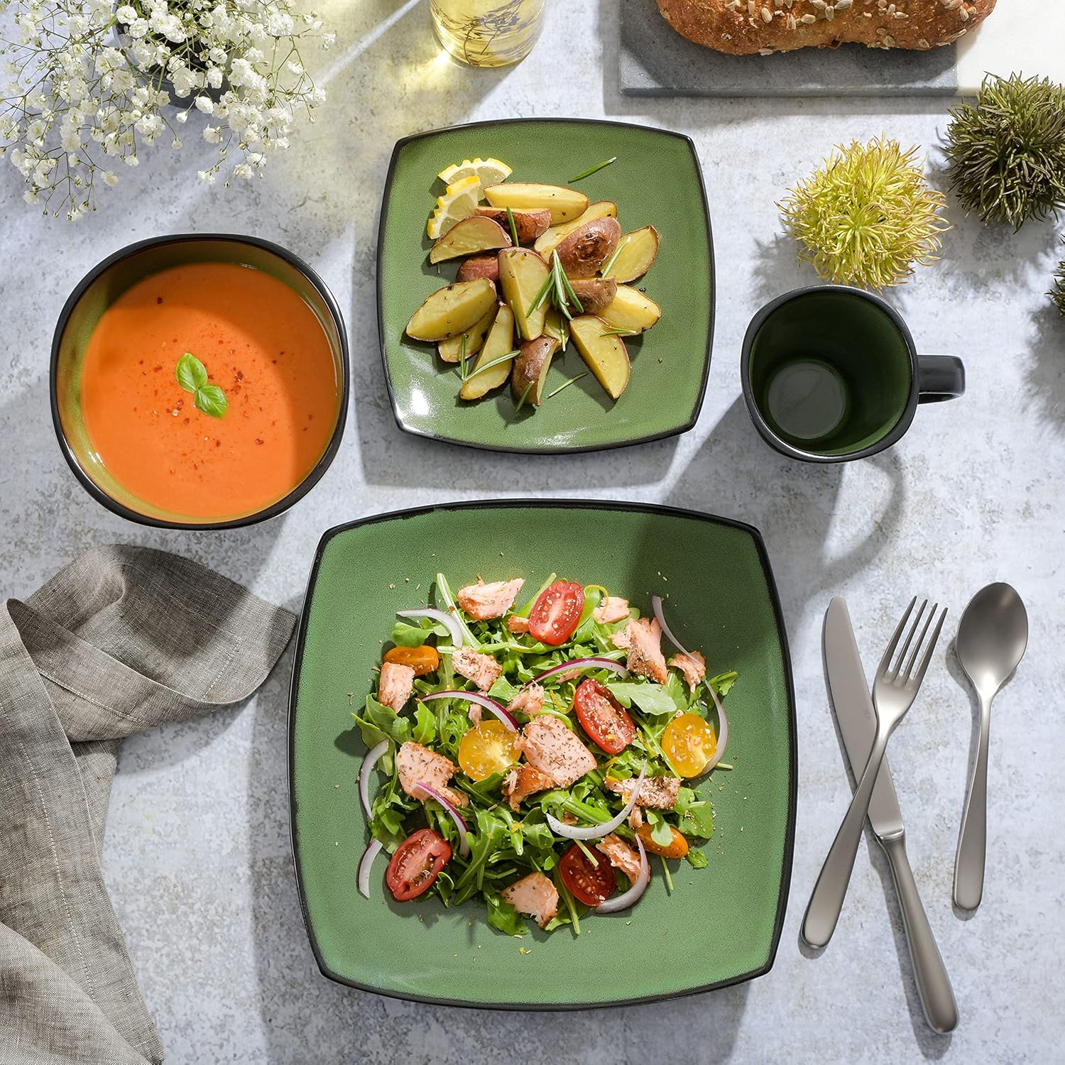 Gibson Elite Soho Lounge 16 Piece Dinnerware Set, Green