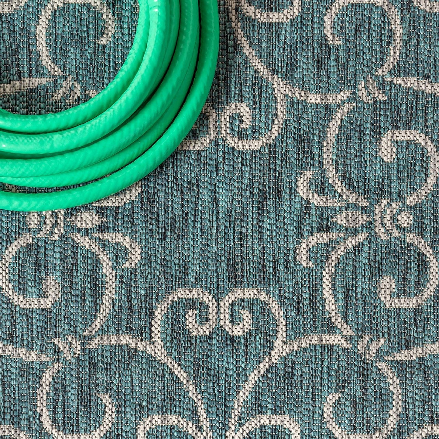 JONATHAN Y Vintage Filigree Indoor Outdoor Square Area Rug 5X5 Teal/Gray, Charleston Textured Weave
