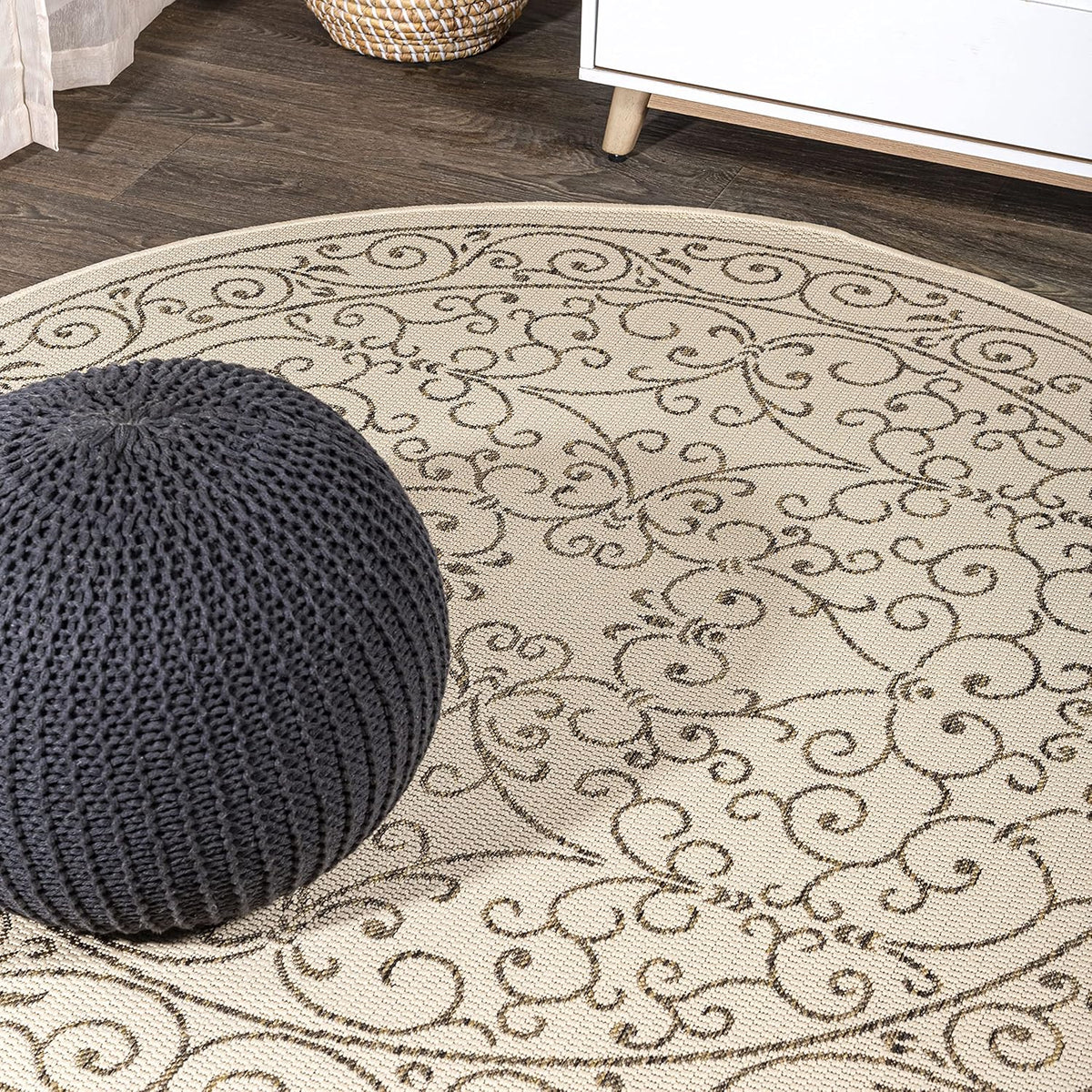 JONATHAN Y Vintage Filigree Indoor Outdoor Round Area Rug 5 Ft Beige/Brown, Charleston Textured
