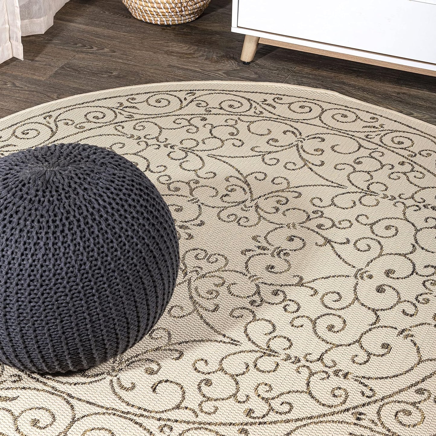 JONATHAN Y Vintage Filigree Indoor Outdoor Round Area Rug 6 Ft Beige/Brown, Charleston Textured