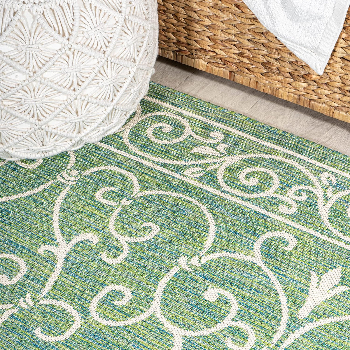 JONATHAN Y Vintage Filigree Indoor Outdoor Runner Rug 2X10 Green/Ivory, Charleston Textured Weave