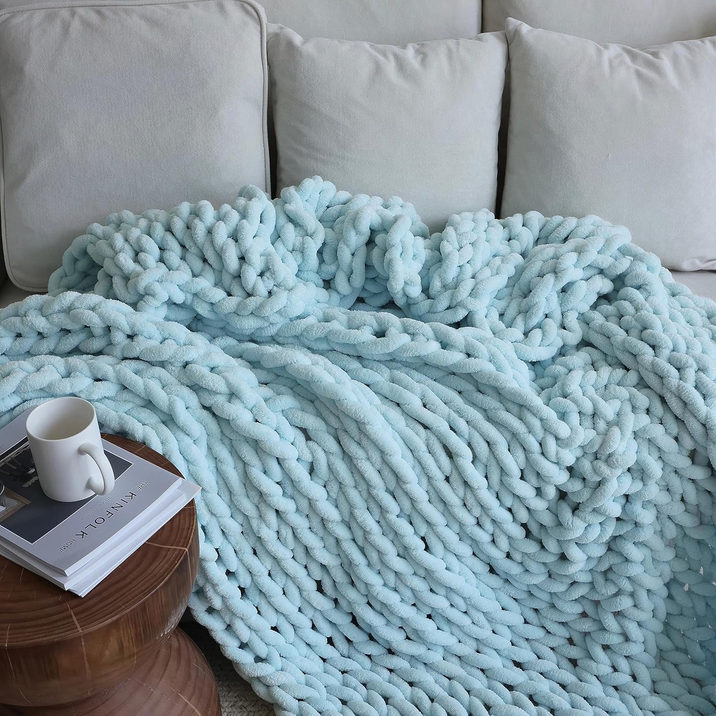 Maetoow Chenille Chunky Knit Blanket Throw （40×50 Inch）, Handmade Warm & Cozy Blanket Couch, Bed